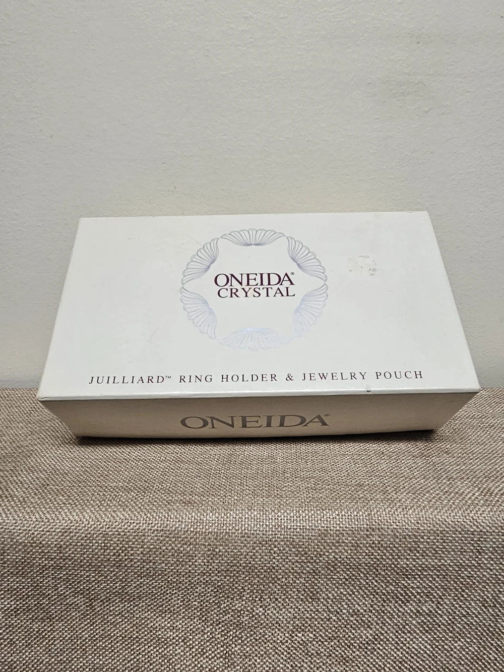 Oneida Juilliard Ring Holder & Jewelry Pouch Set